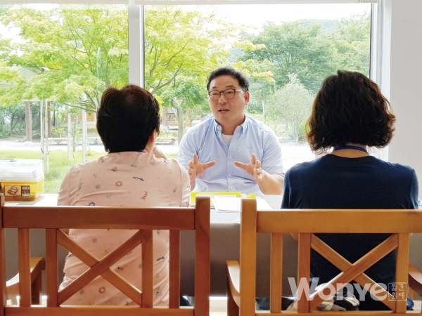 김형준 회장은 향후 치유농업사협회가 치유농업의 유일한 전문가 집단으로서 자부심을 갖고 한국형 치유농업의 중추적인 역할을 할 것이라고 밝혔다.